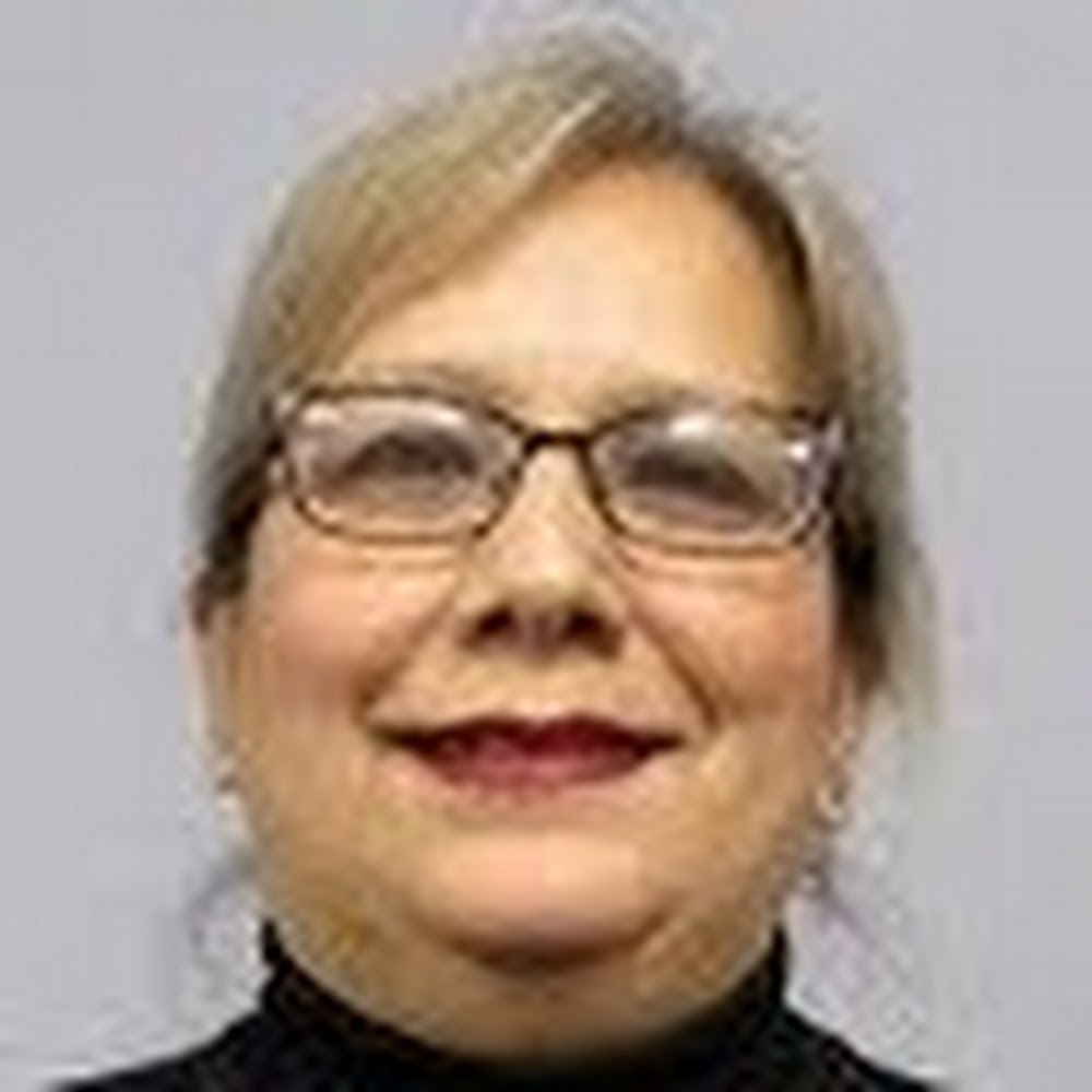 Meet your Posher, Yvonne
